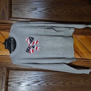 Arden B Gray Sweater Set with Bow Design